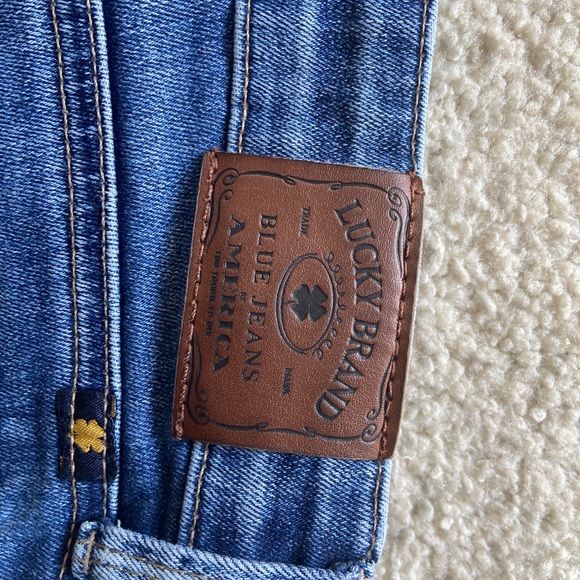 Lucky Brand Ava Skinny Jeans - Picture 2 of 5